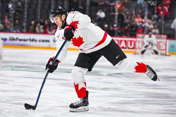 Takto strieľa jeden z najlepších hokejistov sveta Nathan MacKinnon.