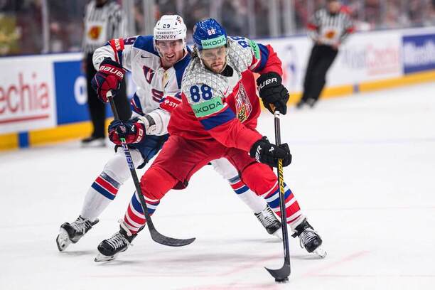 Čech David Pastrňák proti USA na MS v hokeji 2024.