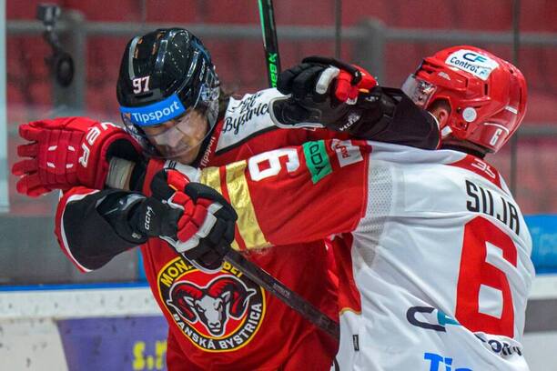 Súboj medzi Sujom a Gronom.