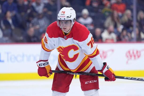 Slovenský hokejový útočník Martin Pospíšil v drese Calgary Flames.