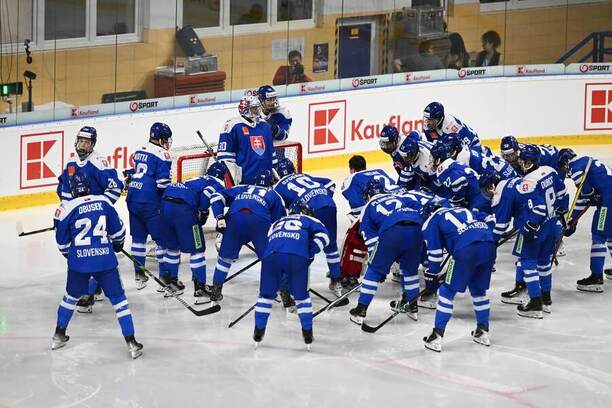 Slovensko U18 na Hlinka Gretzky Cupe