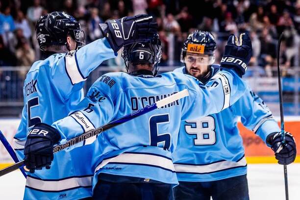 HC Slovan Bratislava.