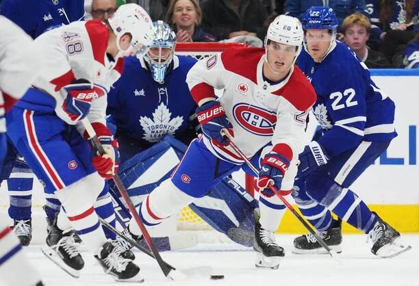 Juraj Slafkovský v zápase proti Torontu v NHL 2025/2026.