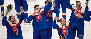 Zľava Pavol Regenda, Tomáš Jurčo, Mislav Rosandič a Miloš Kelemen. Zľava Pavol Regenda, Tomáš Jurčo, Mislav Rosandič a Miloš Kelemen.