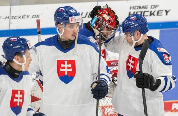 Sprava Matúš Sukeľ a brankár Eugen Rabčan.