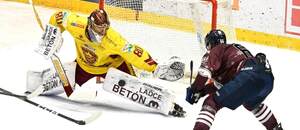 Brankár HK Dukla Trenčín Julian Junca.