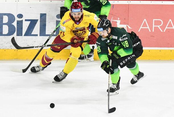 Nicholas Baptiste (Trenčín) a&nbsp;Daniel Gachulinec (Žilina)