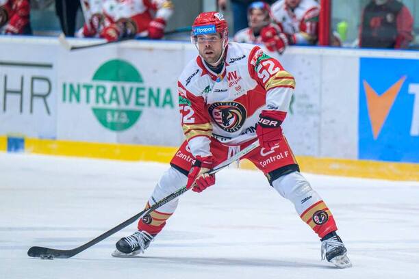 Obranca Erik Ullman.