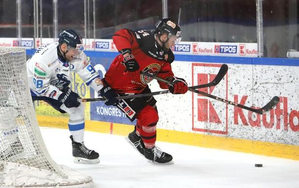 Bjalončík stíha Česánka.