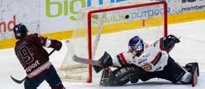 Pecararo dáva gól do bránky Zvolena.