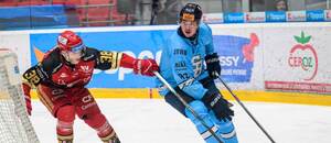 Vpravo obranca Slovana Bratislava Tomáš Královič v zápase proti Prešovu.