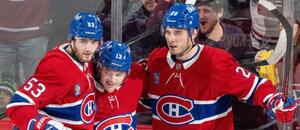 Montrealu s Jurajom Slafkovským (vpravo) sa v marci veľmi darilo.