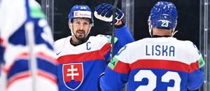 Kapitán Slovenska Marek Hrivík a Adam Liška na MS v hokeji 2026.