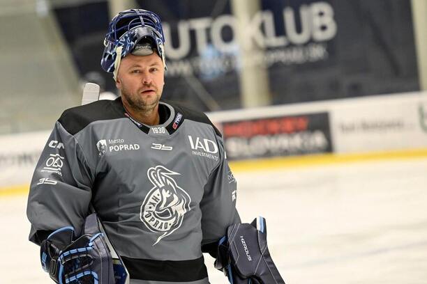 Brankár HK Poprad Július Hudáček.