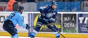 Marko Stacha je oporou defenzívy HK Nitra.
