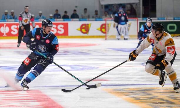 Útočník HK Nitra Brett Pollock v&nbsp;CHL.