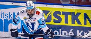 Obranca HK Nitra Oliver Botka.