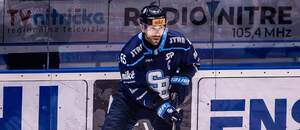 Útočník Tomáš Marcinko v drese HC Slovan Bratislava.