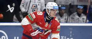Na snímke Branislav Kotvan (L.Mikuláš) v zápase 2.kola hokejovej Tipos extraligy HC Košice - MHK 32 Liptovský Mikuláš